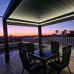 Sunset Penthouse With Spectacular View And Jacuzzi Ζαντάρ