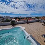 Διαμέρισμα Sunset Penthouse With Spectacular View And Jacuzzi *
