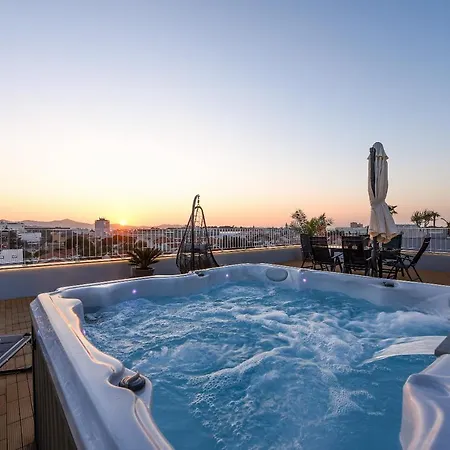 Sunset Penthouse With Spectacular View And Jacuzzi Appartamento Zara
