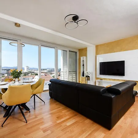 Sunset Penthouse With Spectacular View And Jacuzzi Appartamento Zara
