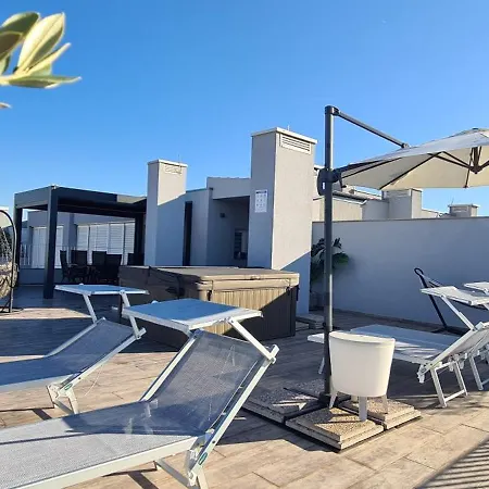 Sunset Penthouse With Spectacular View And Jacuzzi Apartamento Zadar