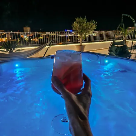 Sunset Penthouse With Spectacular View And Jacuzzi Zadar