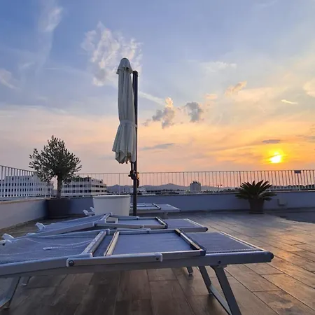 Appartamento Sunset Penthouse With Spectacular View And Jacuzzi Zara
