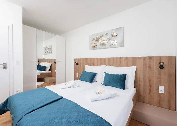 Daire Sunset Penthouse With Spectacular View And Jacuzzi