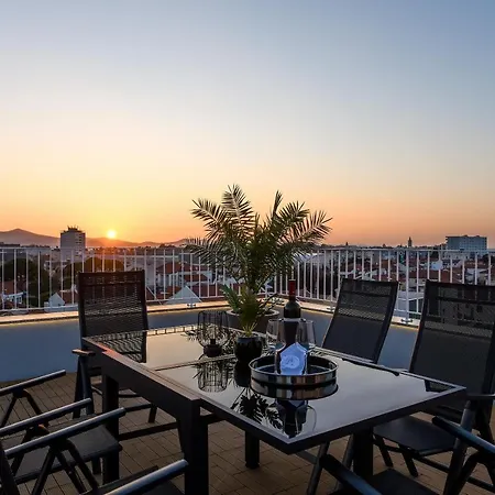 Sunset Penthouse With Spectacular View And Jacuzzi Appartement *