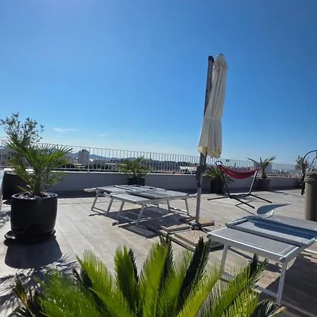 Sunset Penthouse With Spectacular View And Jacuzzi Appartement *