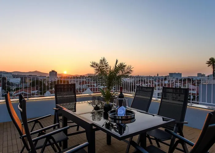 Sunset Penthouse With Spectacular View And Jacuzzi アパート *