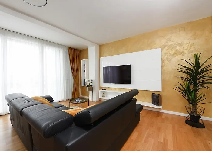 Sunset Penthouse With Spectacular View And Jacuzzi アパート ザダル