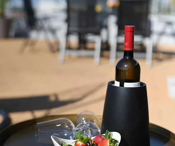 Sunset Penthouse With Spectacular View And Jacuzzi * ザダル