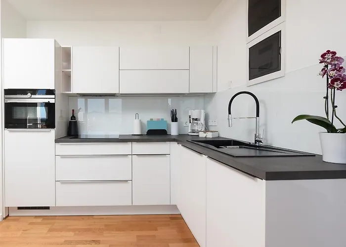 Sunset Penthouse With Spectacular View And Jacuzzi * ザダル