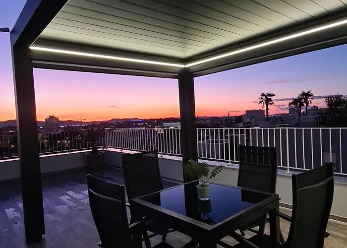 Sunset Penthouse With Spectacular View And Jacuzzi ザダル